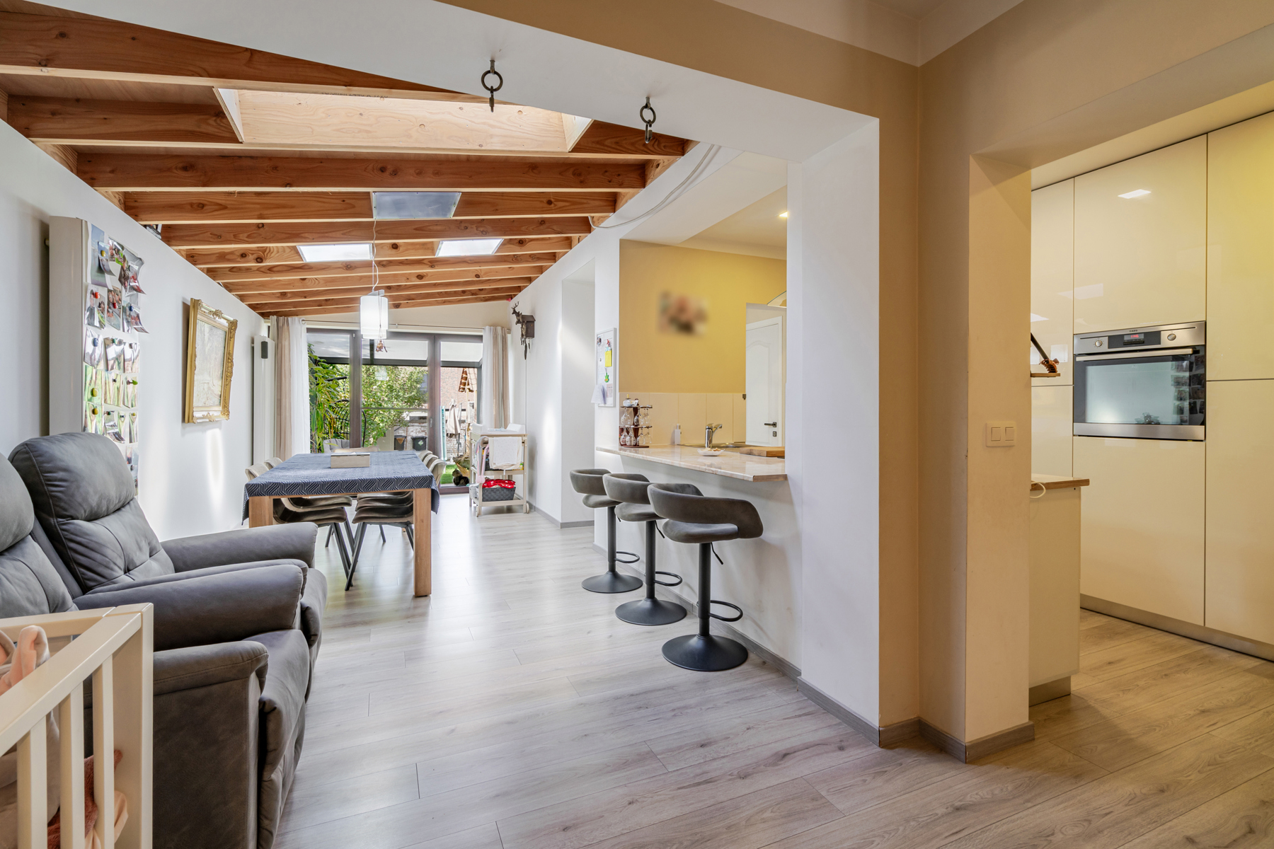 Instapklare woning met 6 slaapkamers en 2 badkamers - foto 5