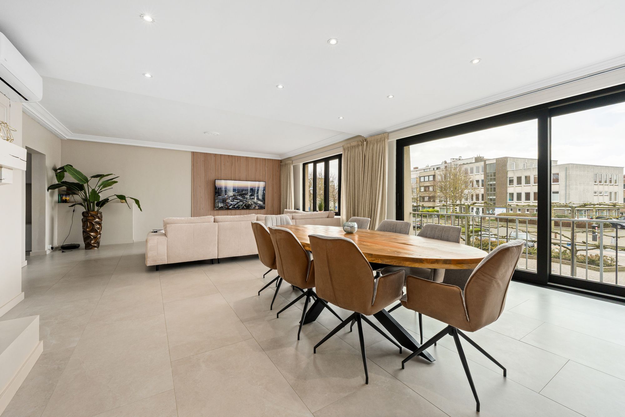 Uniek, gerenoveerd appartement van 232m² met 3 slaapkamers nabij Zee en centrum in Blankenberge - foto 4