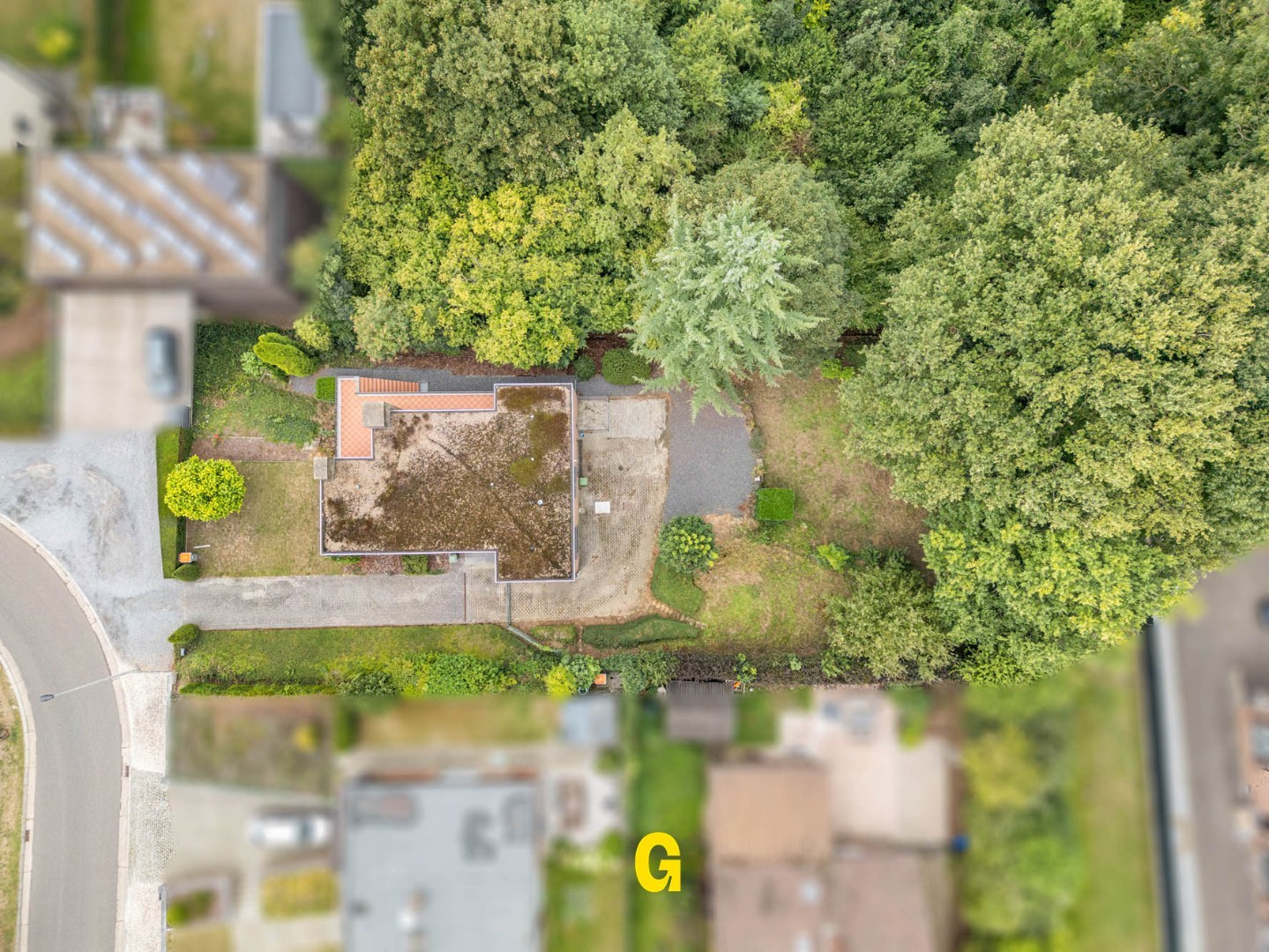 Vrijstaande woning met uitgesproken karakter op een uitstekende locatie in hartje Bilzen, op 11a 23ca - foto 5