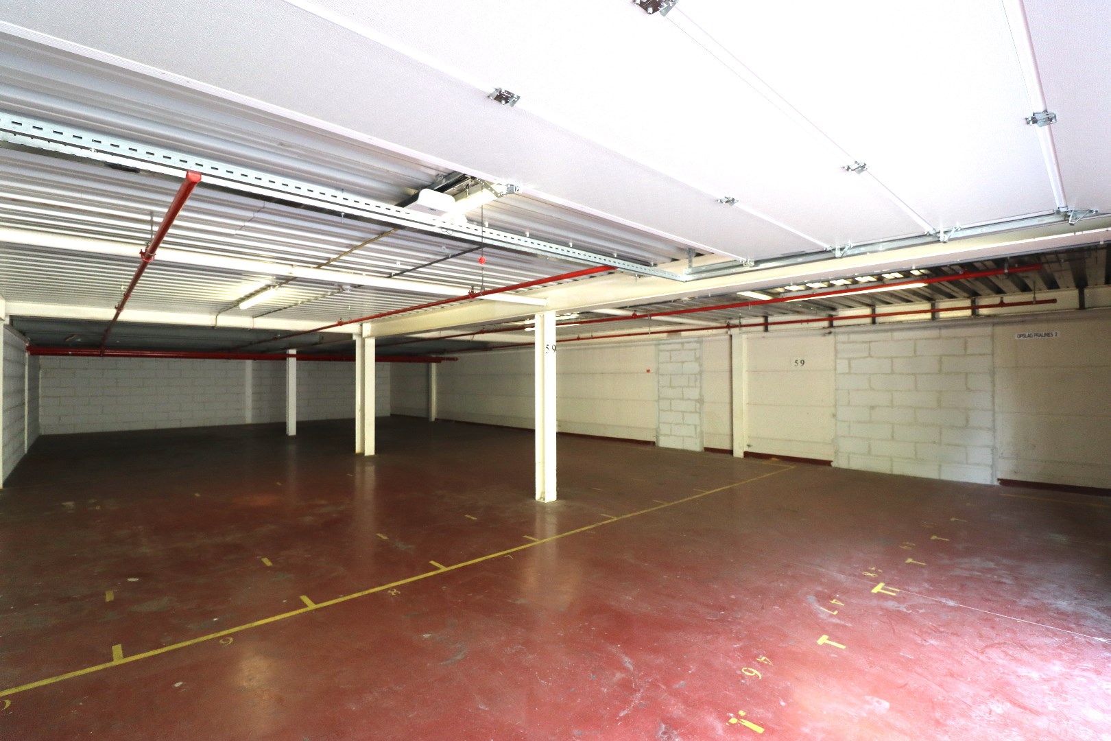 Opslagruimte (unit 55) te huur nabij het centrum van Kruibeke - foto 4