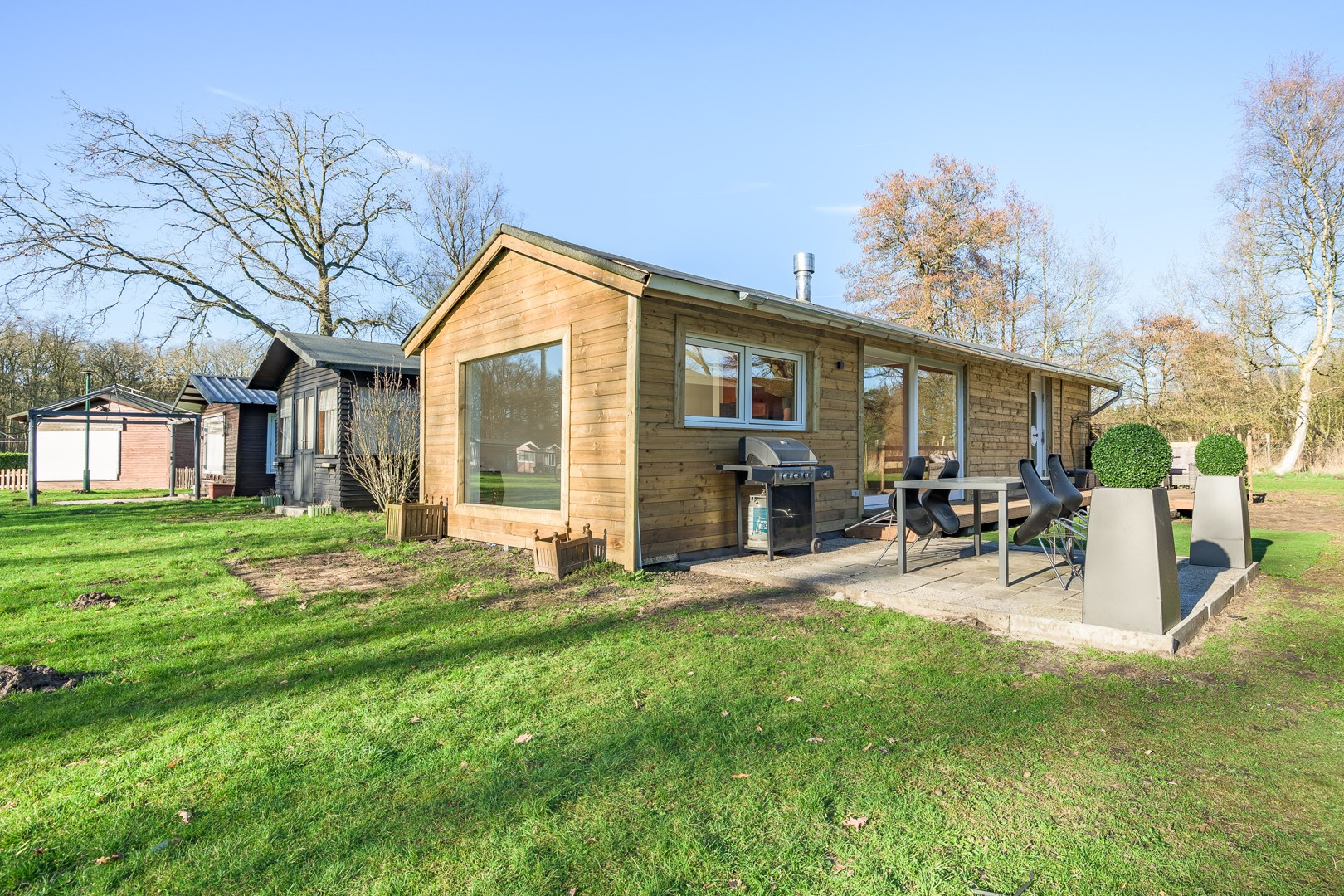 Gerenoveerd Buitenverblijf/bungalow Brecht! - foto 2