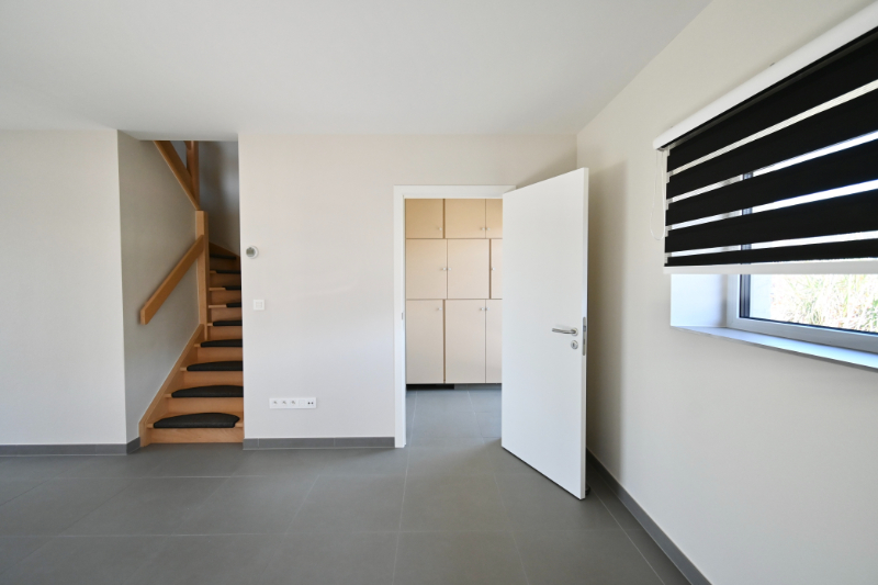 Maison à louer à Deinze avec 5 chambres - photo 4