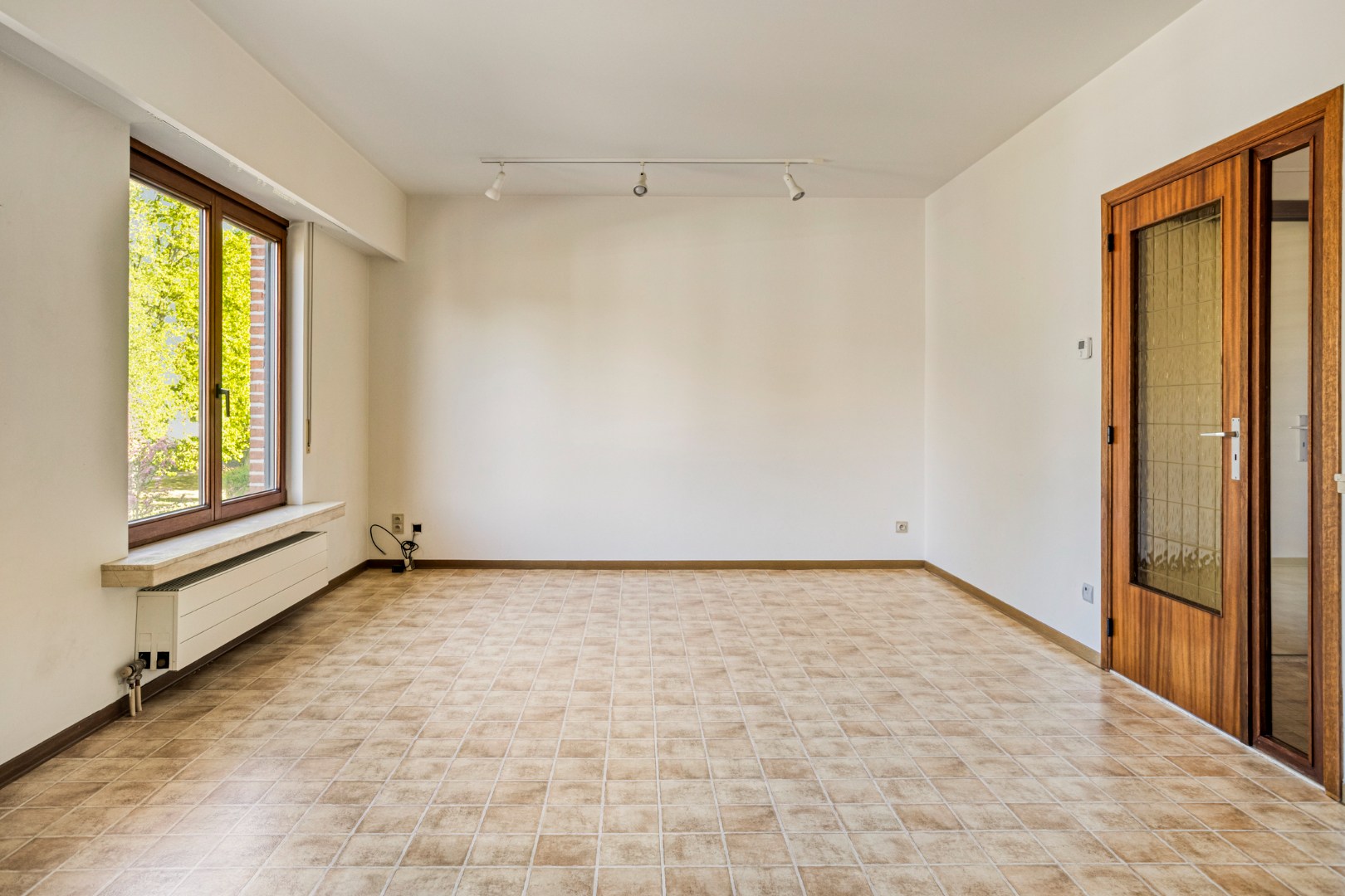 Comfortabel 2 slpk appartement met terras en garage - foto 4
