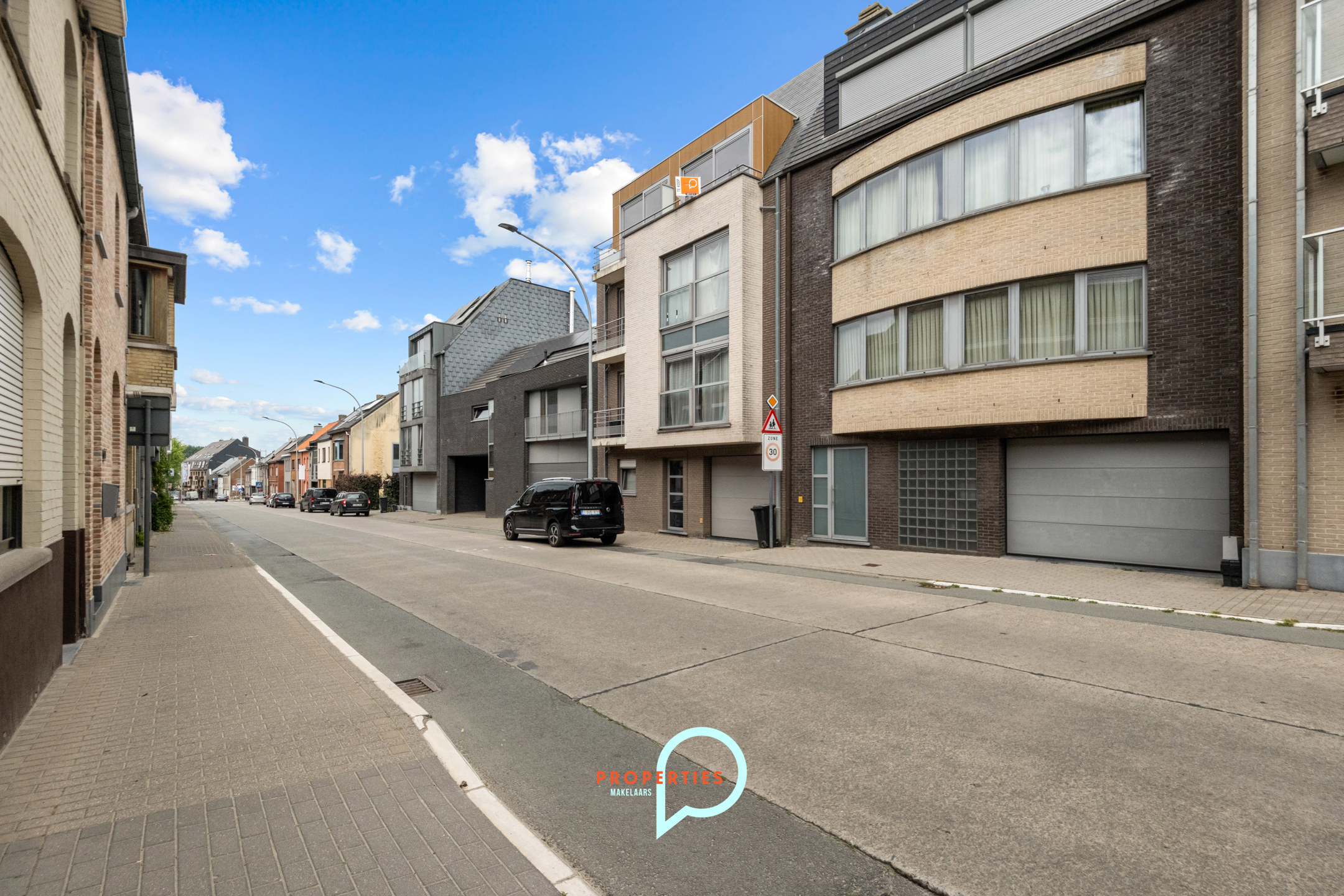 Instapklaar 2 slk duplexappartement in centrum Herzele - foto 2