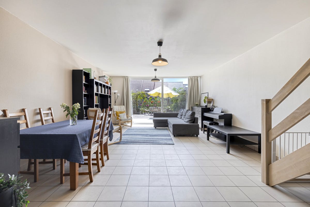 Duplex appartement met 3 slaapkamers, groot terras en garage - foto 3