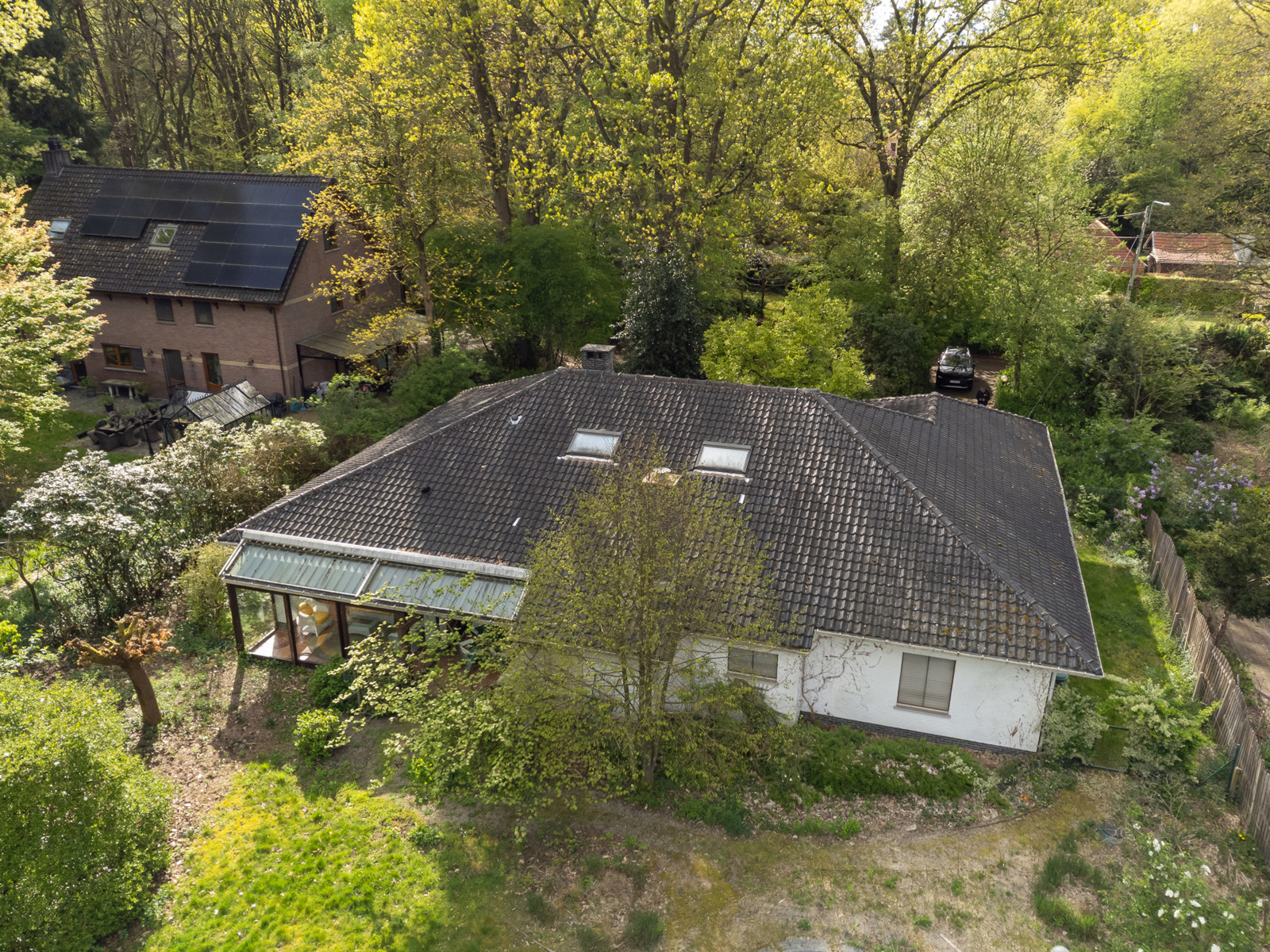 Ruime te renoveren  gelijkvloerse villa met vrij uitzicht - foto 4