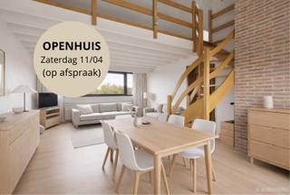 Ontdek dit ruime duplex-appartement met drie slaapkamers in Residentie Cypres, gelegen aan de Bevrijdingslaan 8 te Brugge. Op de 4de en...