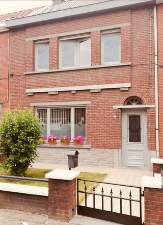 ONDER OPTIE charmante woning met zonnige tuin en privacy op wandelafstand van centrum OudenaardeOp een rustige locatie, en toch op wandelafstand van...