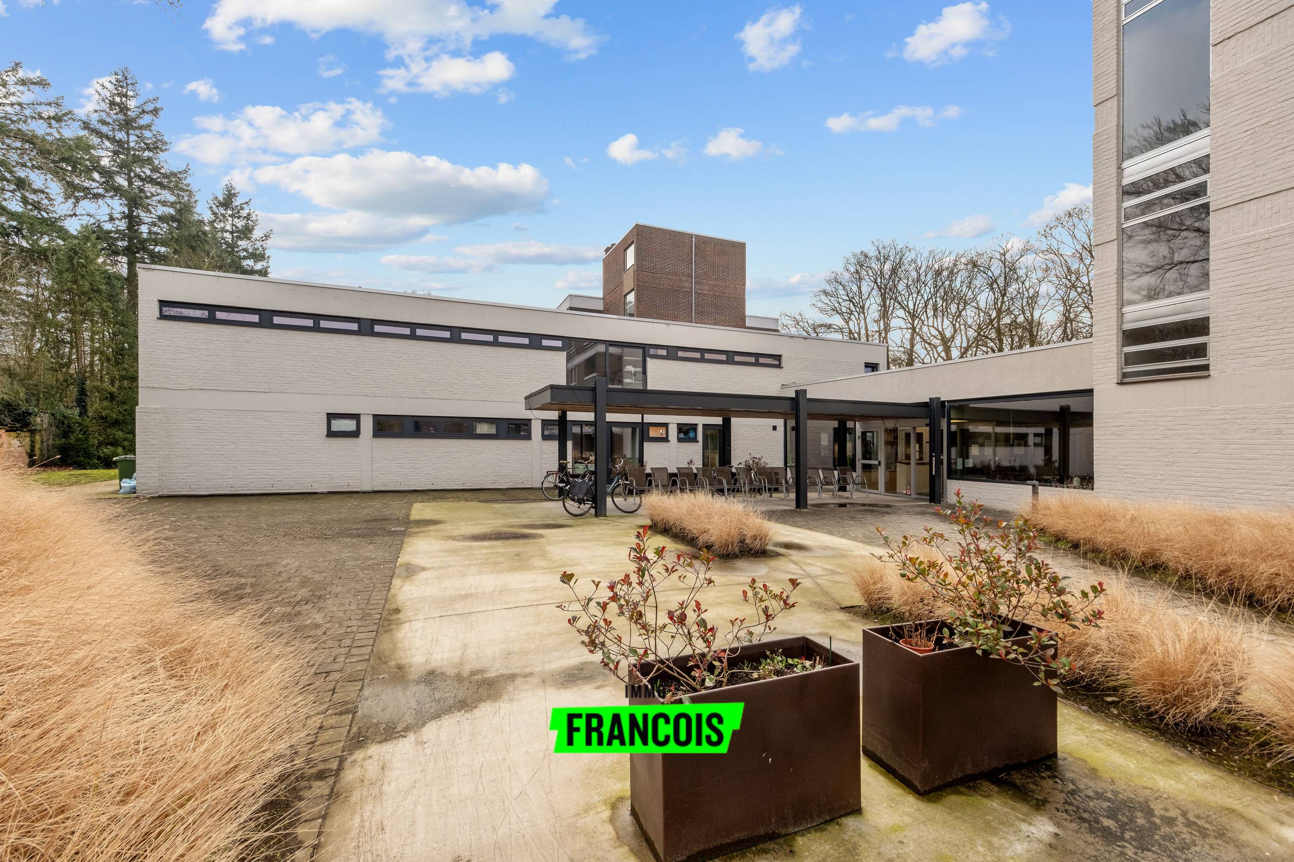 Charmante assistentiewoning te koop in het groene hart van Assebroek - foto 1