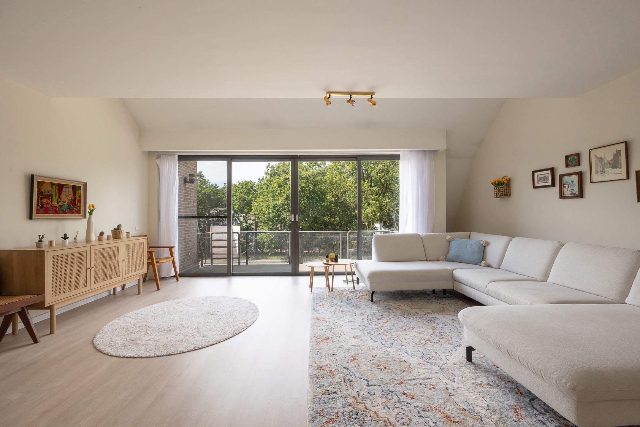 Lichtrijk en ruim appartement 120 m2 met zicht op groen - foto 4