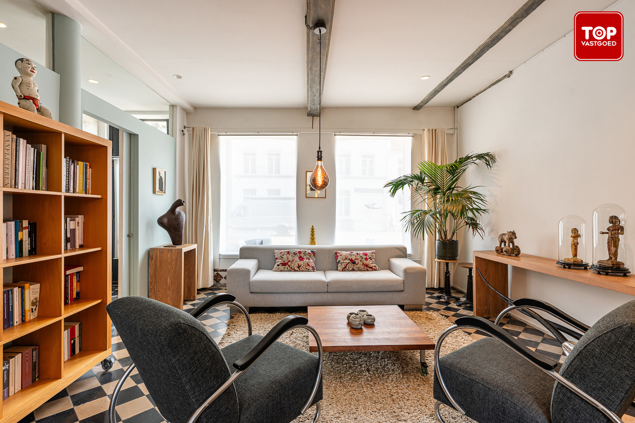 Authentieke en ruime woning met 3 slaapkamers, groot atelier en zonnige tuin - foto 4