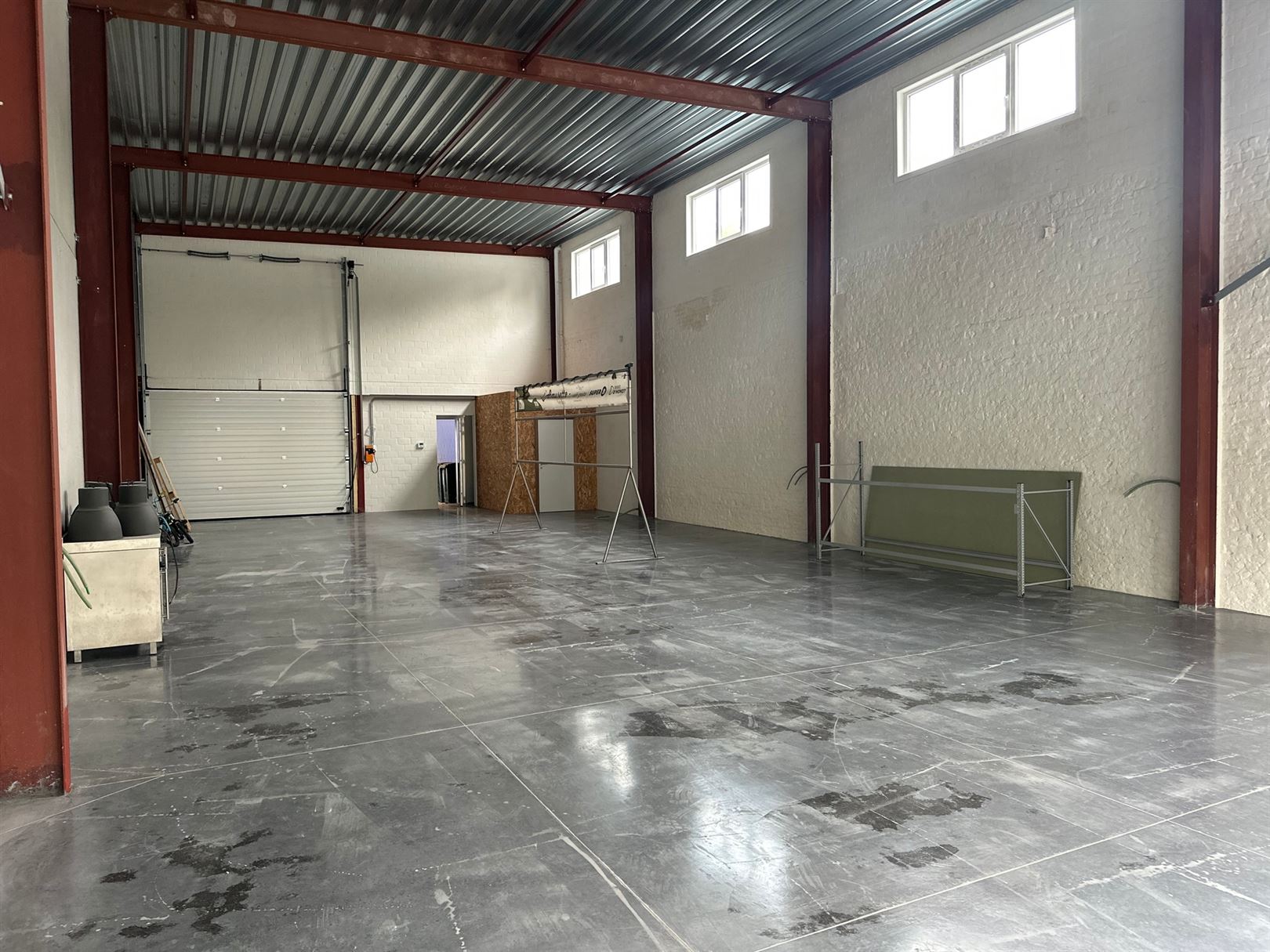 Magazijn 220m² te Leupegem - foto 4