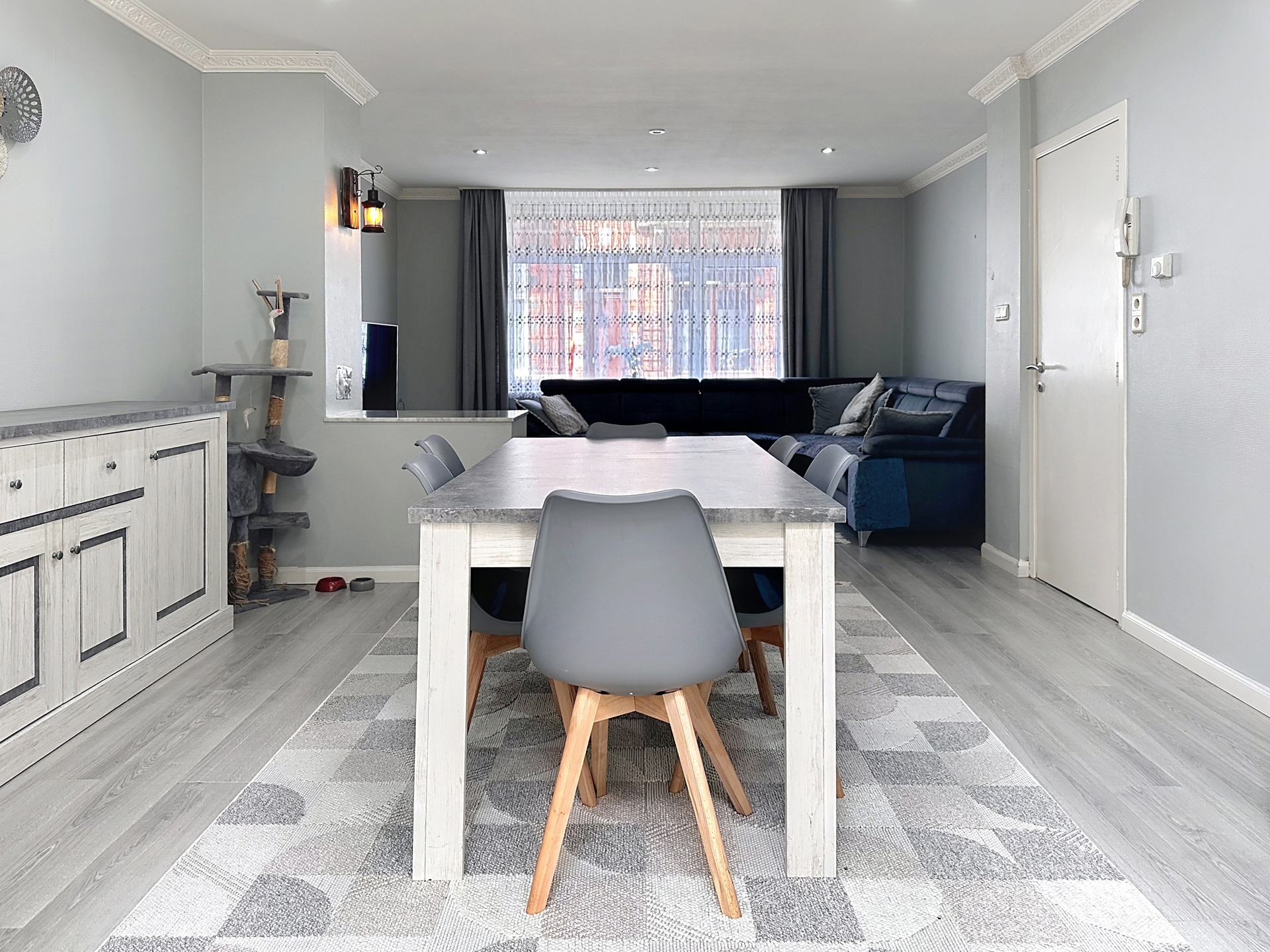 Ruime gezinswoning met 4 slaapkamers en studio - foto 2