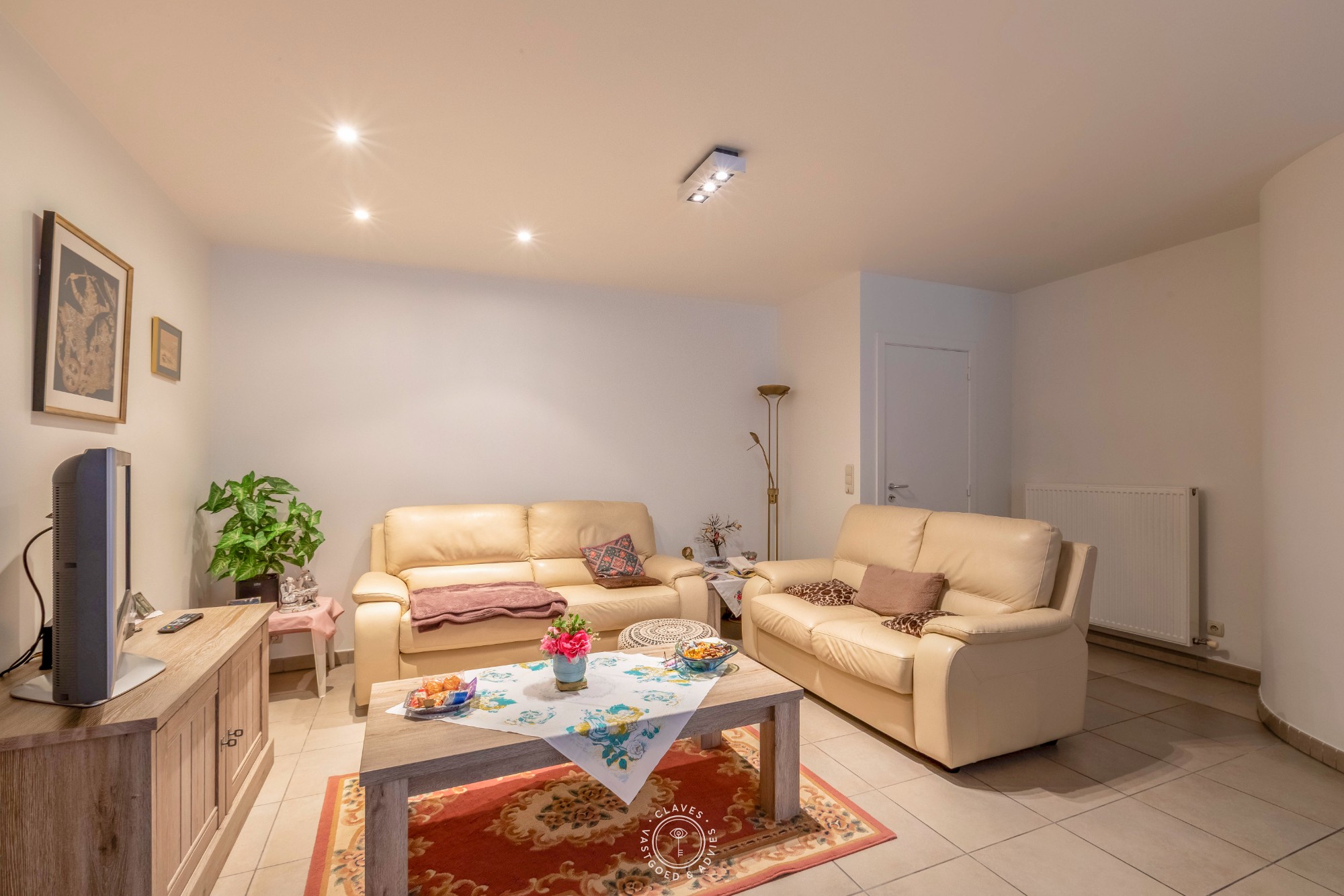 Centraal gelegen appartement met twee terrassen en autostaanplaats - foto 4