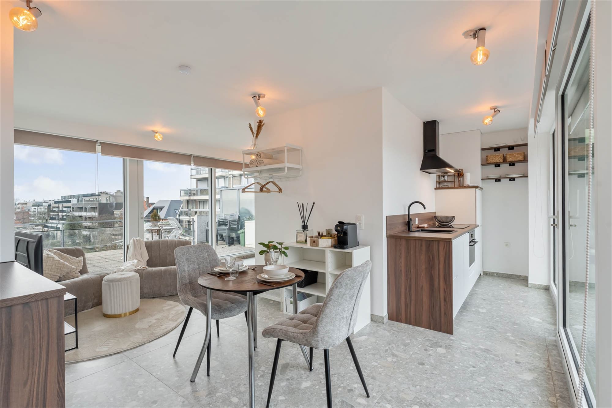 Gerenoveerde studio, unieke investeringskans! - foto 1