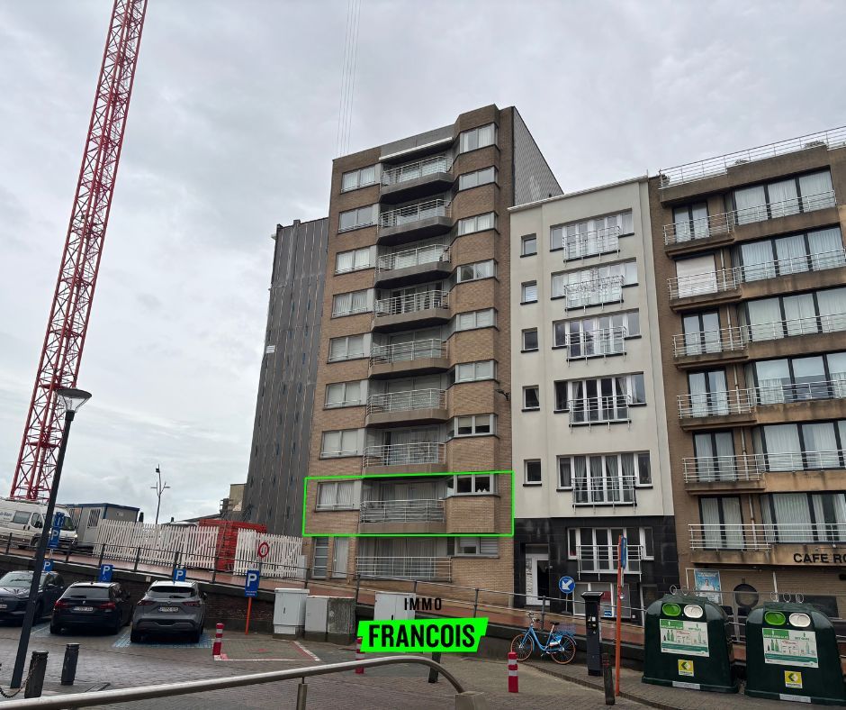 Centraal gelegen drieslaapkamerappartement te Blankenberge - foto 1