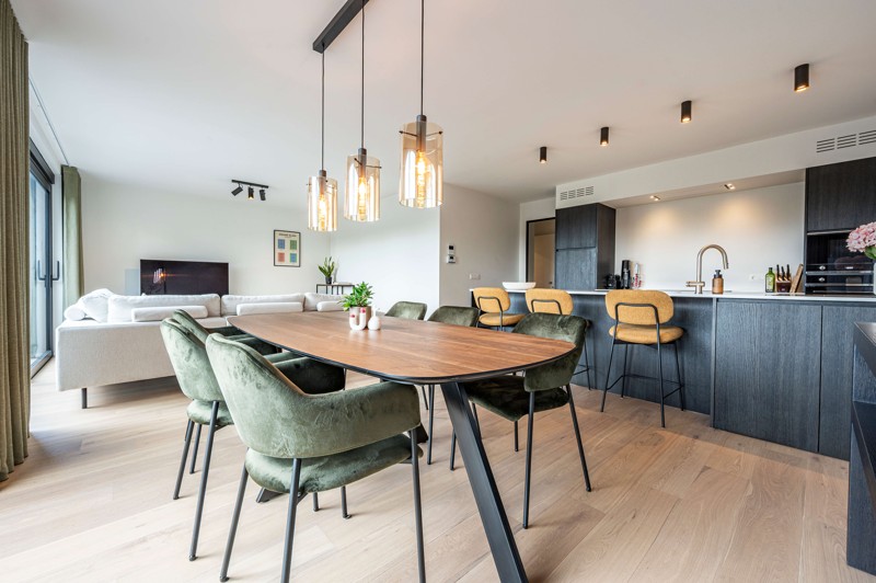 Prachtig afgewerkt appartement met ruim zonneterras én 2 slaapkamers in centrum Waregem TE KOOP! - foto 4