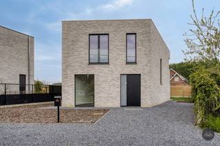 Voor meer info of om een bezoek in te plannen, contacteer Pieter via pieter.maes@homixx.be of via 016 199 345.Deze prachtige BEN-nieuwbouwwoning is...