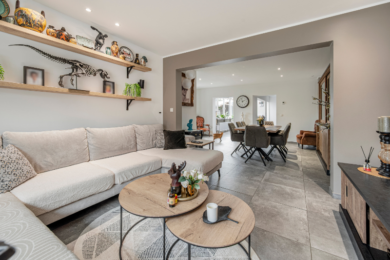 ZEER SPECIALE PRACHTIG GERENOVEERDE HALF OPEN BEBOUWING - foto 4