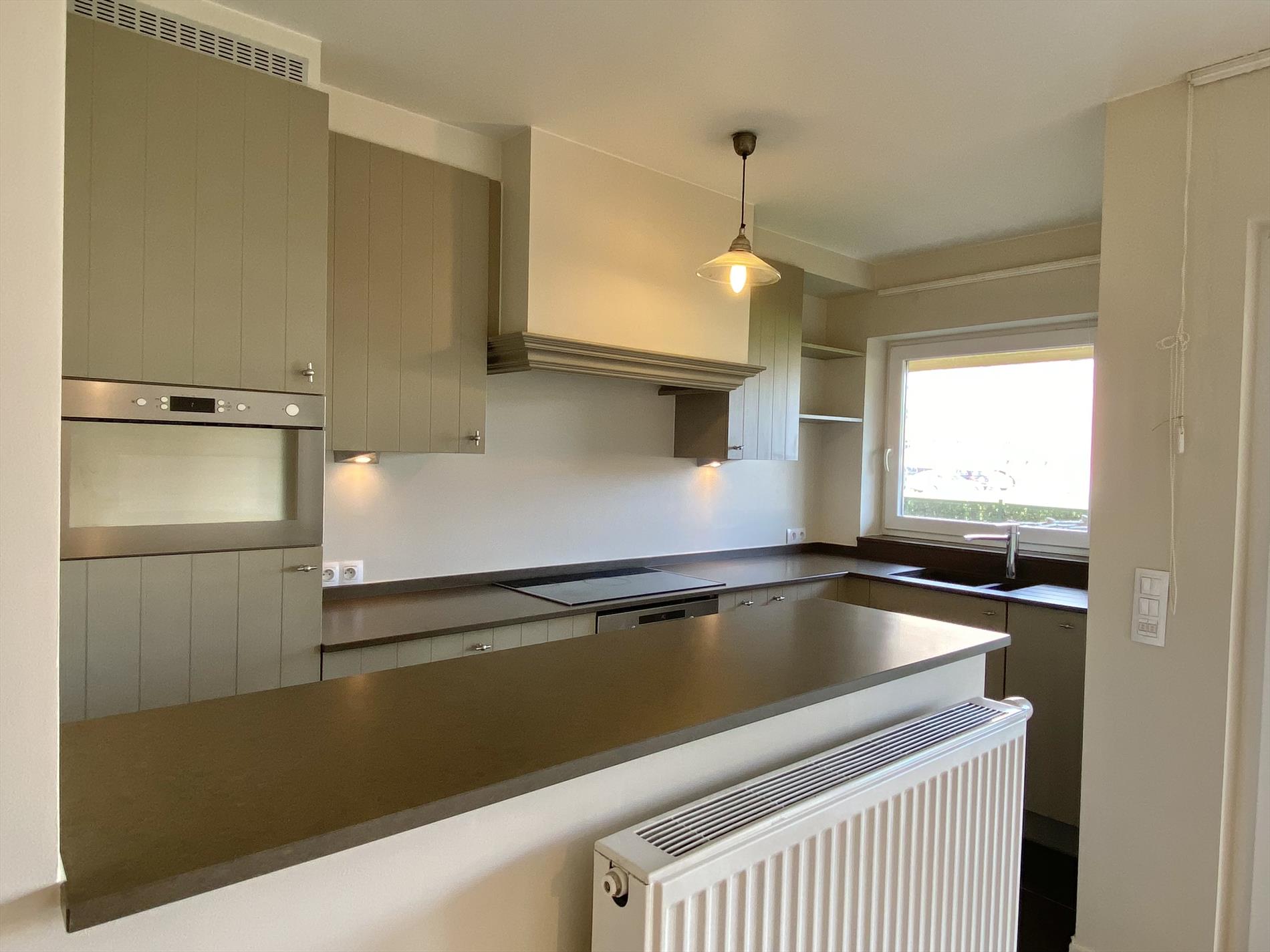 Ontdek dit prachtig gelijkvloers appartement met tuin en zicht op de Leie te Harelbeke! - foto 5