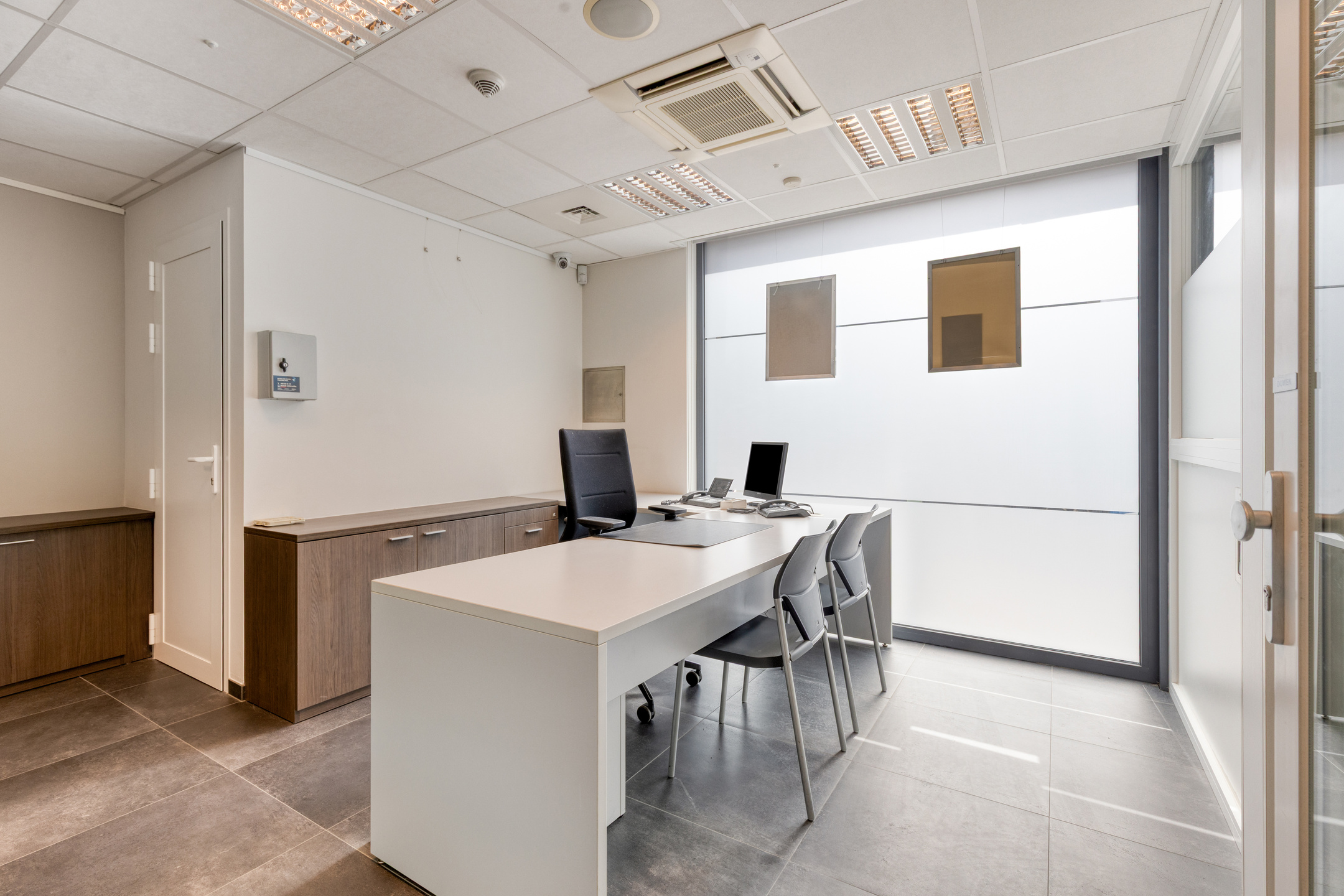 Commercial à vendre à Waregem - photo 1