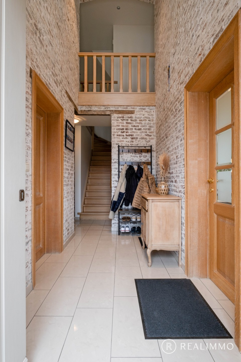 Ruime villa op 911m² in een rustige, groene omgeving te Sint-Eloois-Vijve - foto 4
