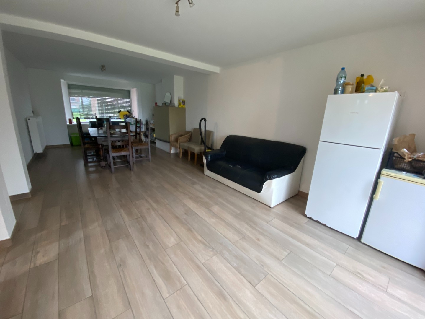 Ruime gezinswoning met grote tuin en 5 slaapkamers in hartje Wielsbeke - photo 5