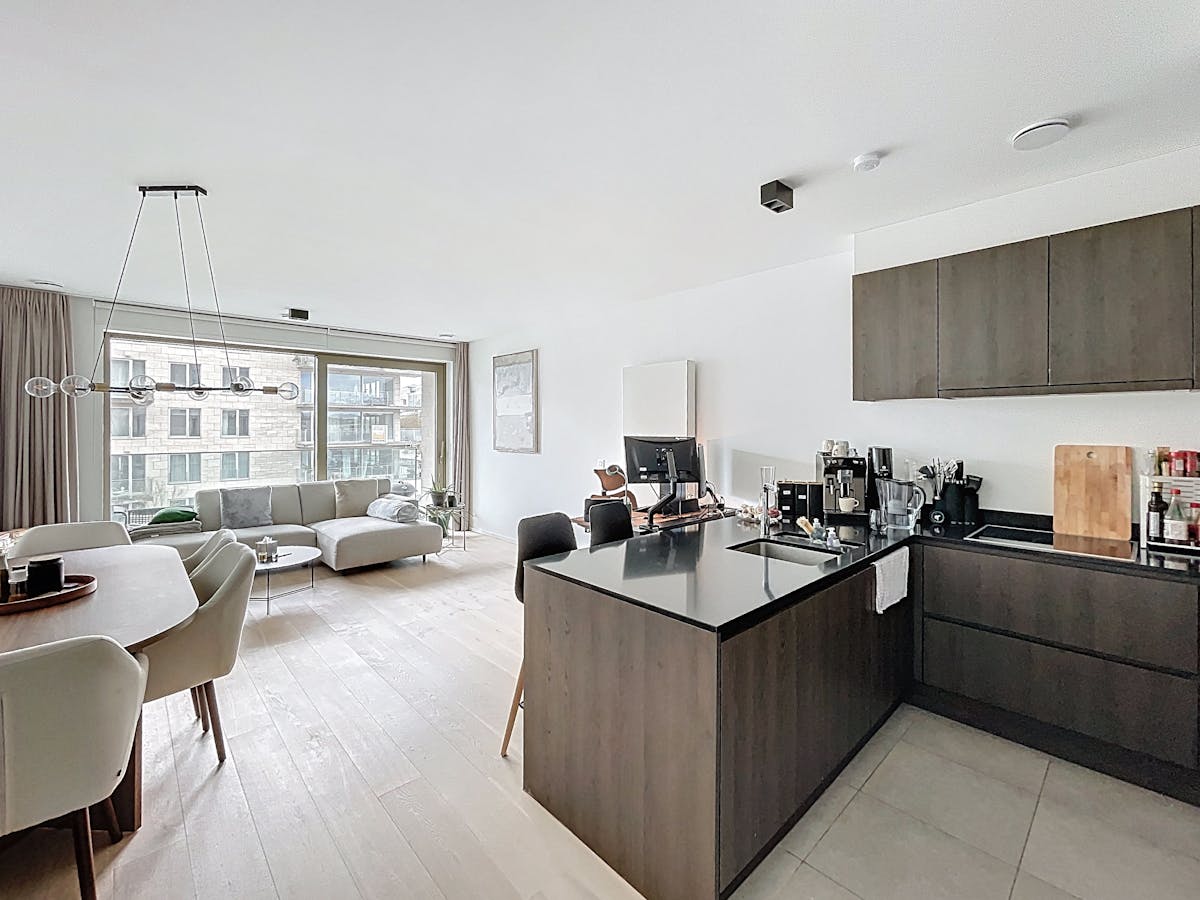 Kanaal - 2 slaapkamer appartement met parking te huur - foto 2