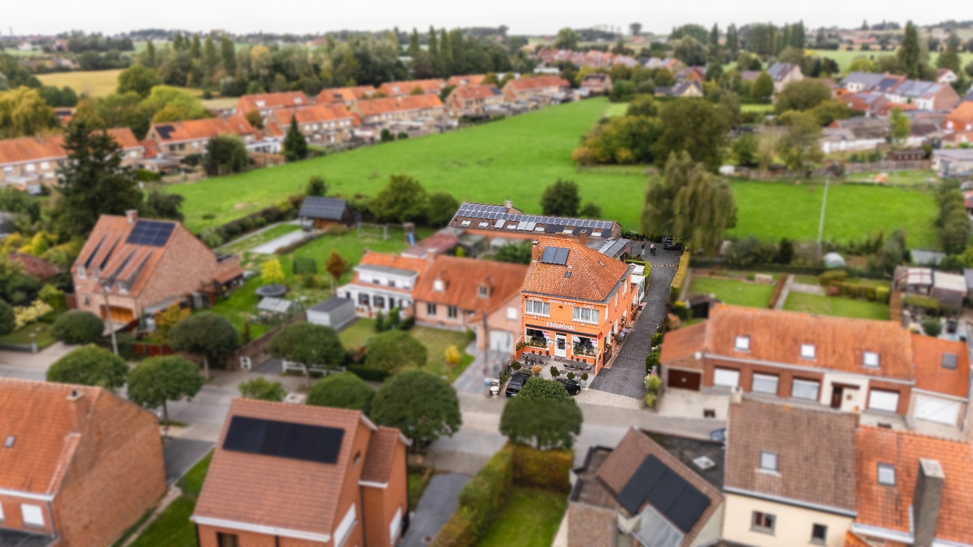 handelspand en vrij café 'Hotel Elckerlyck' met 6 kamers - foto 4