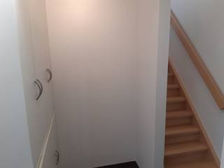 Deze verzorgde woning biedt een aangenaam wooncomfort, met lichtrijke leefruimte, een volledig uitgeruste keuken en praktische berging.De verdieping...