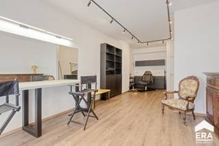 Commercial à louer à Leeuw-Saint-Pierre