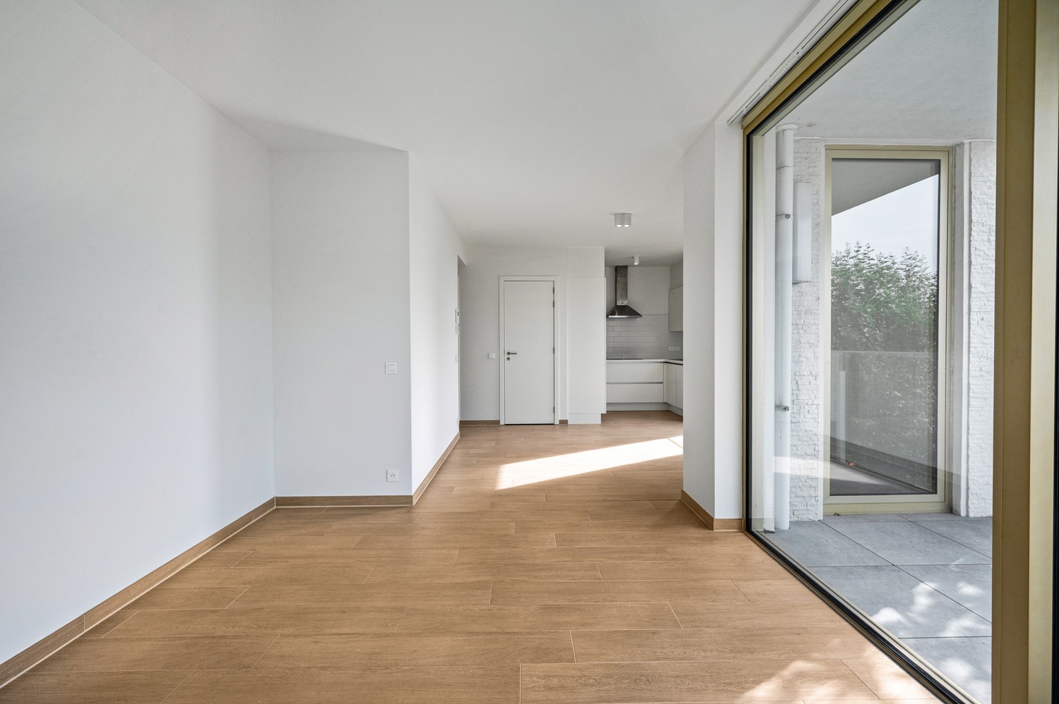 Modern 1-slaapkamer BEN appartement met een terras en autostaanplaats te Kapellen! - foto 5