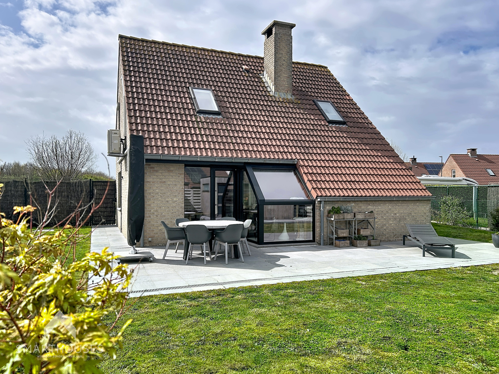 Mooi gelegen woning op 511m² met 3 slaapkamers en garage - foto 2