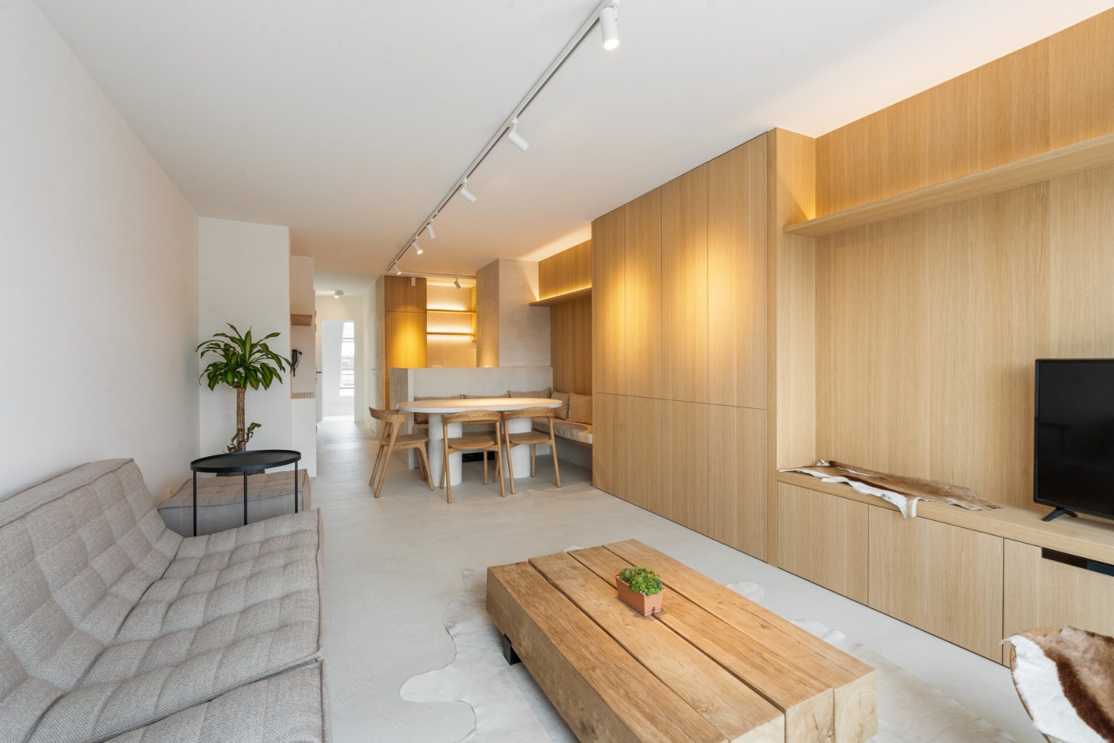 Magnifiek gerenoveerd appartement met 3 slpks. en ruim terras - foto 2