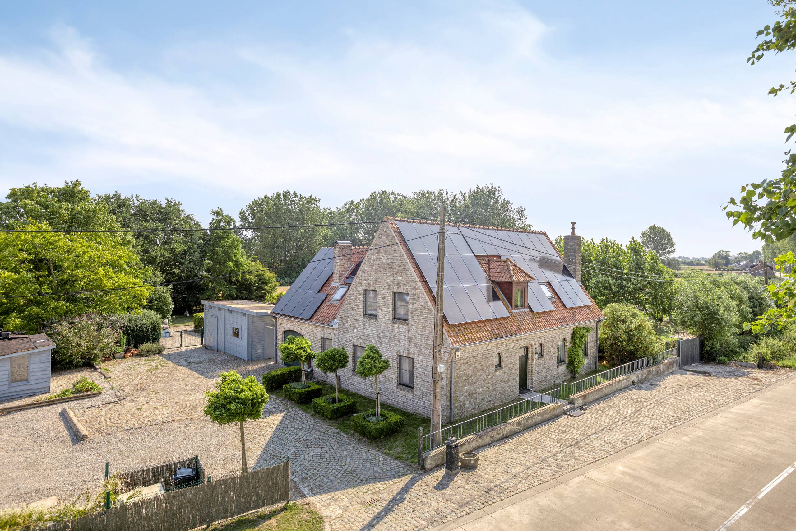 House for sale in Veurne with 6 bedrooms - photo 3