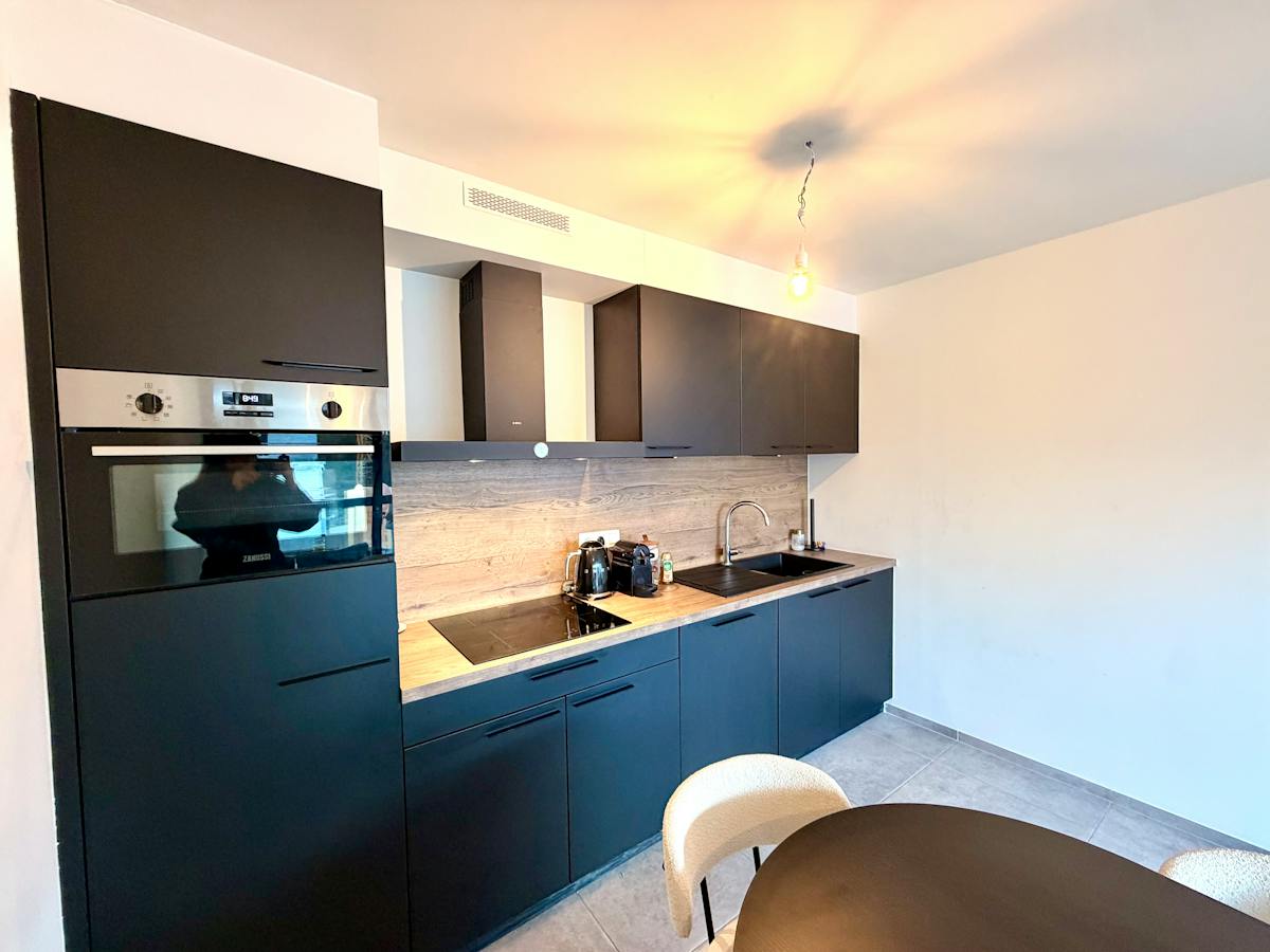 TE HUUR: Appartement met 2 slaapkamers nabij Hasselt - foto 4