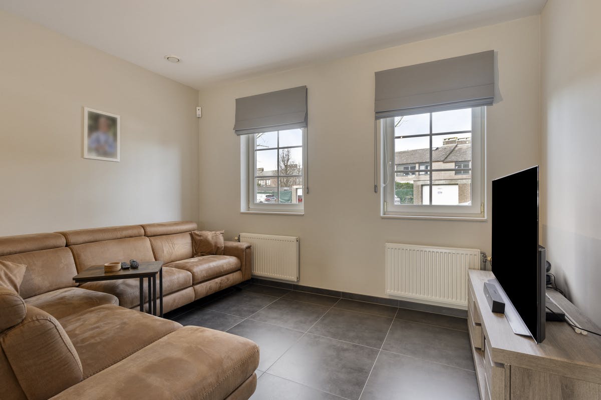 Maison familiale bien entretenue et située au calme dans le style d'un presbytère - photo 4