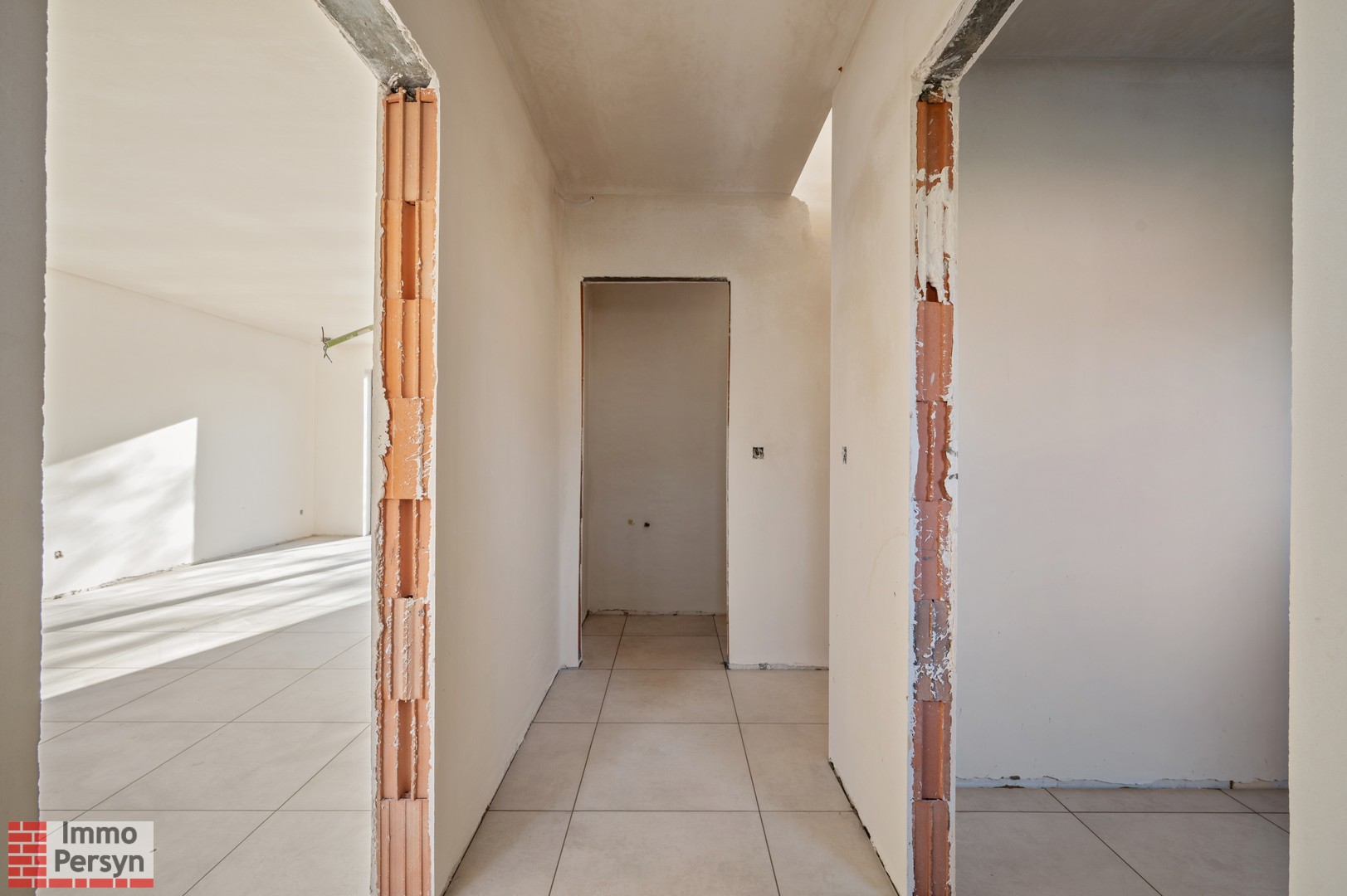 Prachtige nieuwbouw halfopen bebouwing in rustige straat - foto 3