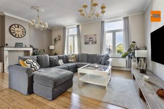 Bel-etage met twee slaapkamers, ideaal voor starters of investeerders. Deze Bel-etage is de perfecte keuze voor een eerste woning of als investering...