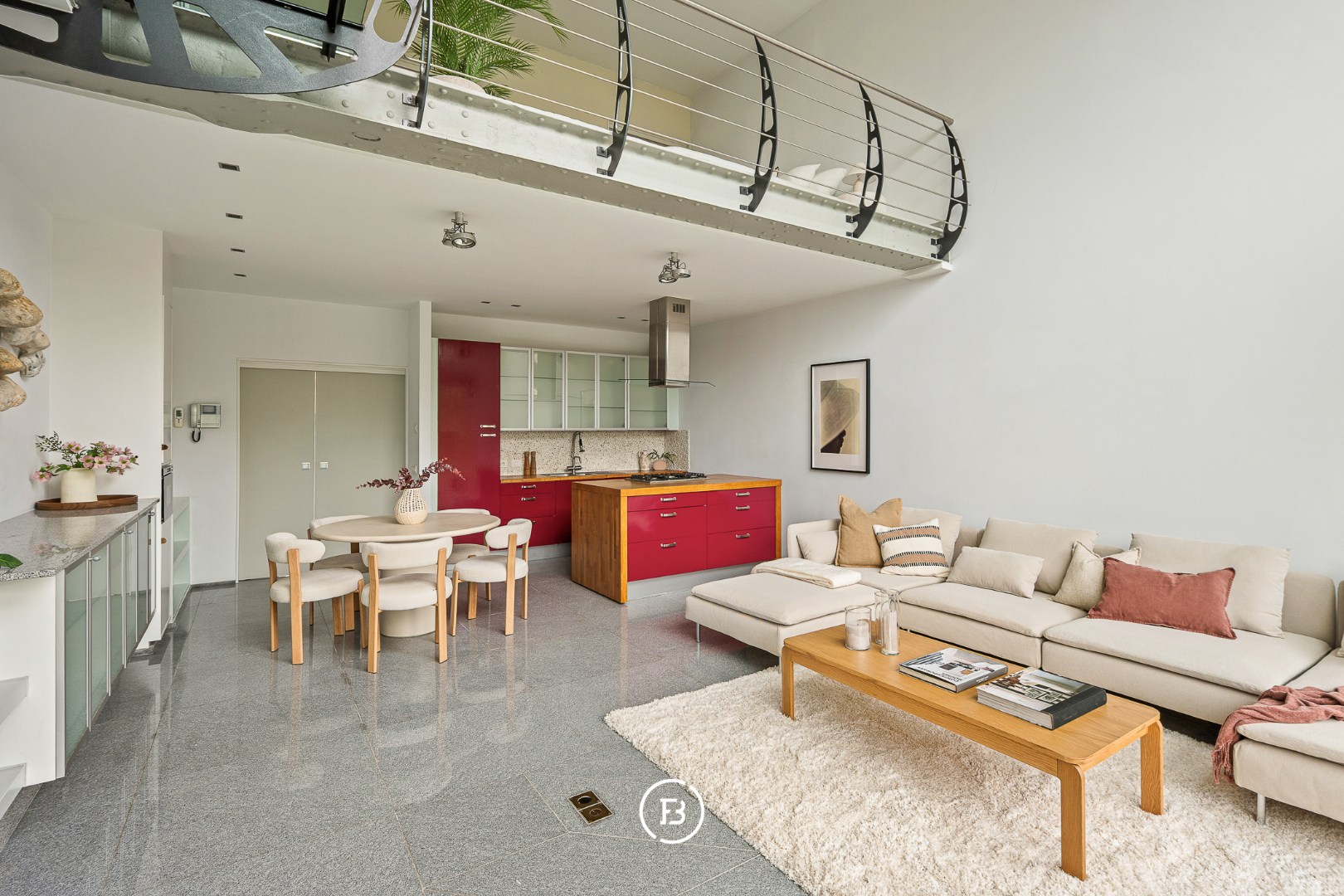 Ruim triplexappartement met zicht op het water - foto 4