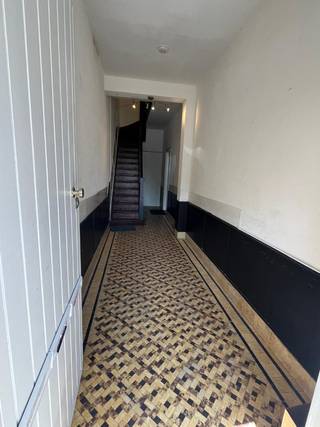 ° TE HUUR °Gezellig en lichtrijk appartement met tuin te huur op een centrale en tegelijk rustige ligging.Het appartement ligt op het gelijkvloers en...