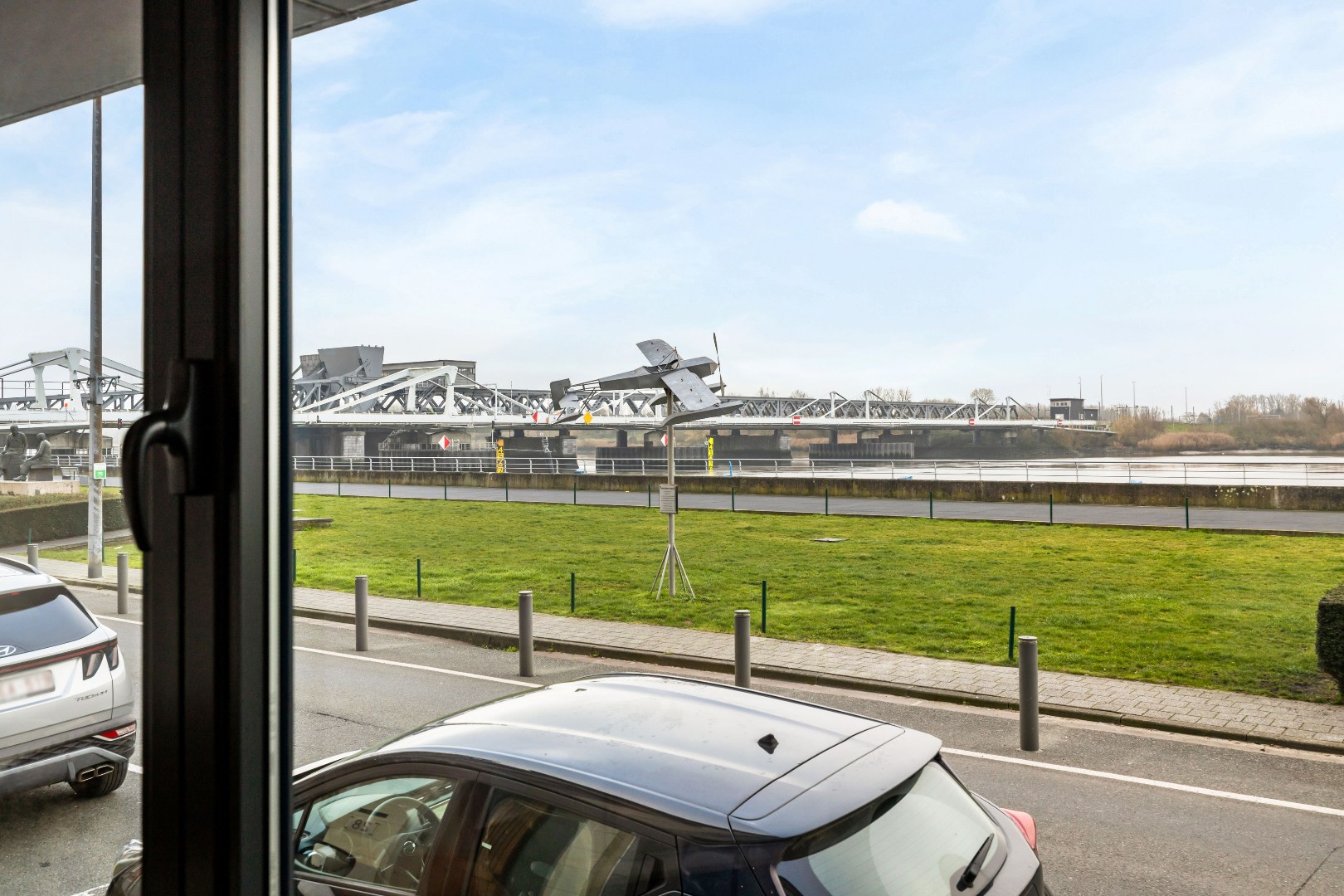 Gelijkvloers appartement met prachtig uitzicht op de Wilfordkaai. - foto 3