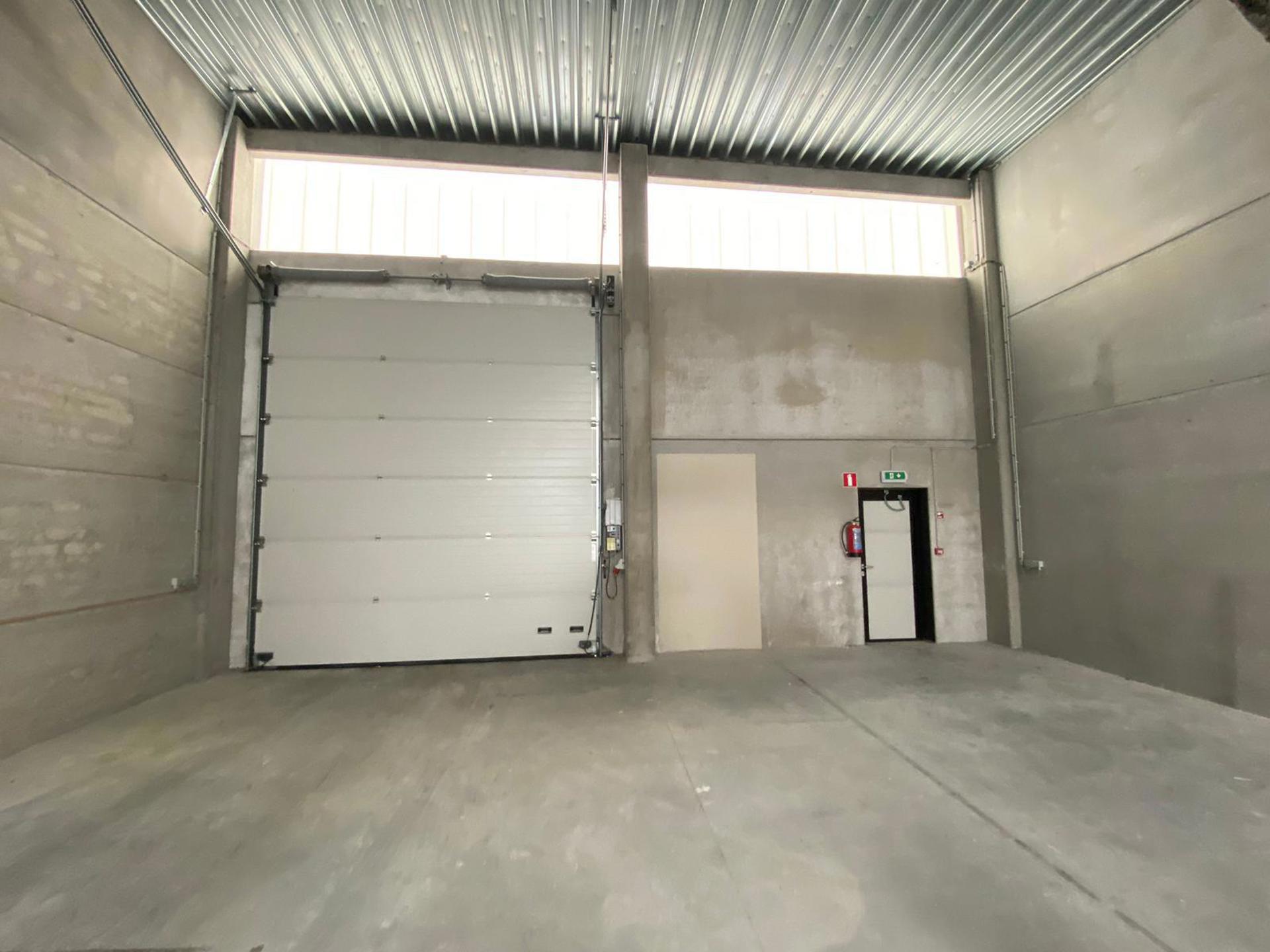 Commercial for rent in Oostkamp - photo 5