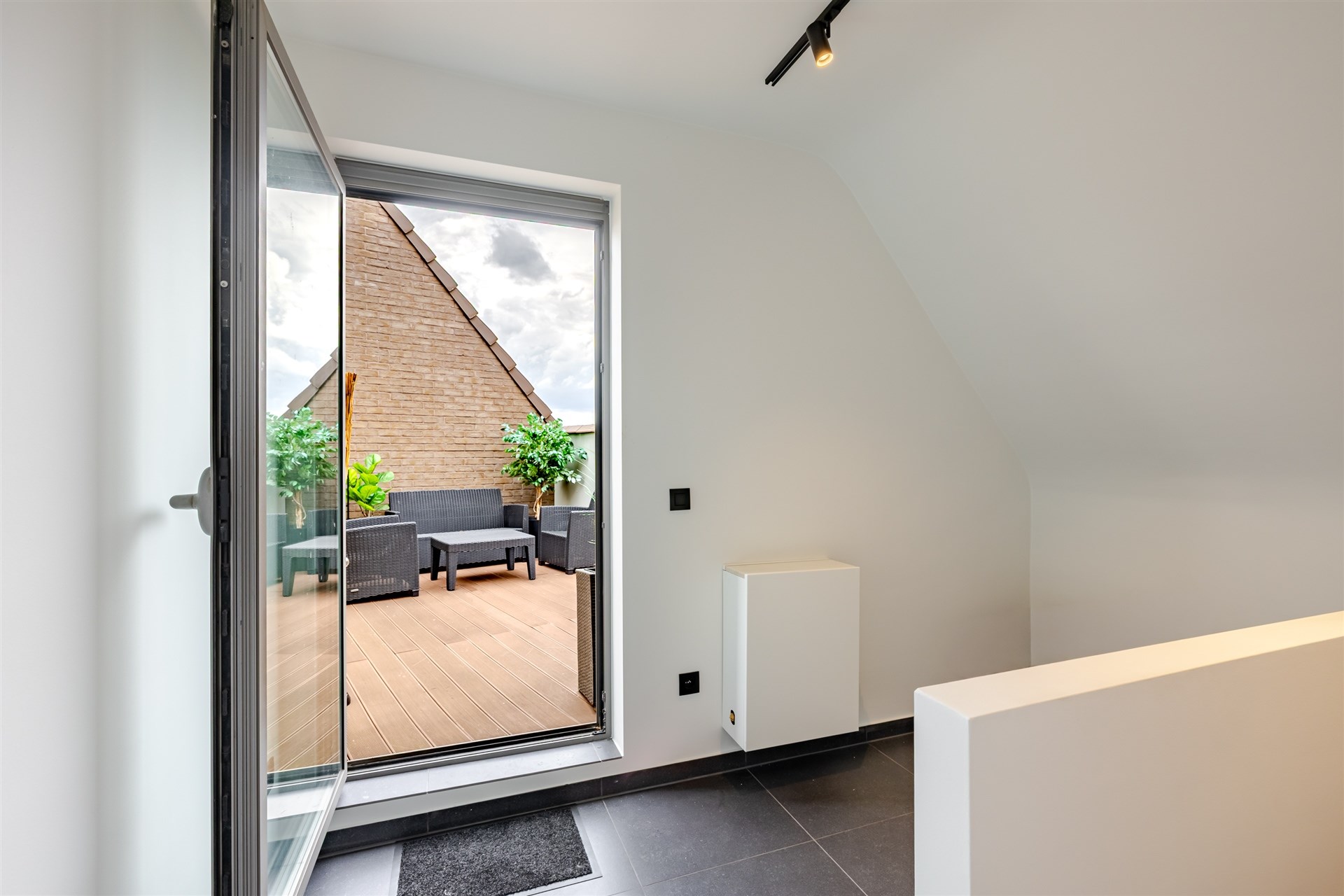 Modern en lichtrijk appartement met 3 terrassen+staanplaats  - foto 5