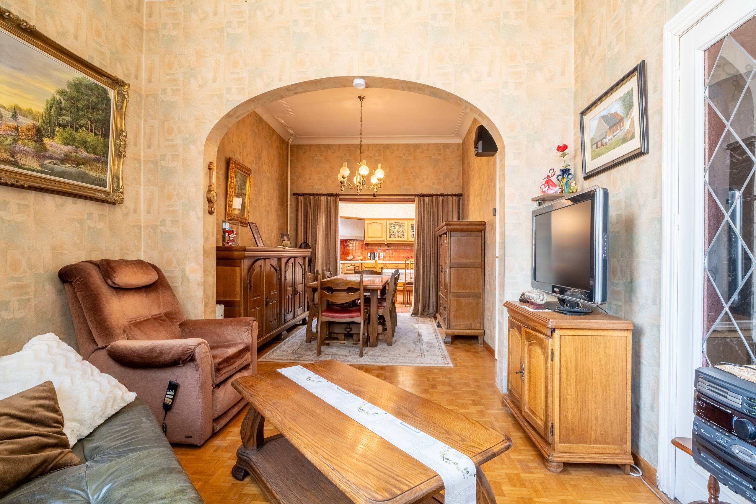 Te renoveren woning met 3 slpk in centrum Lier - foto 4