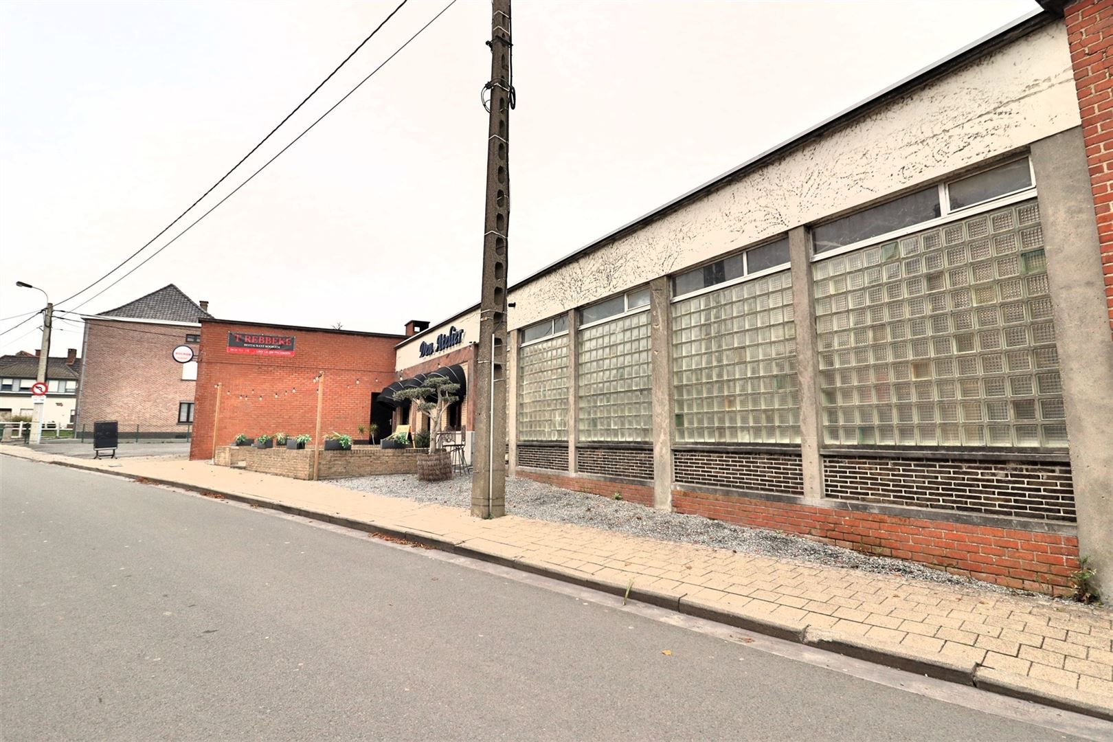 Bedrijfsgebouw - foto 2