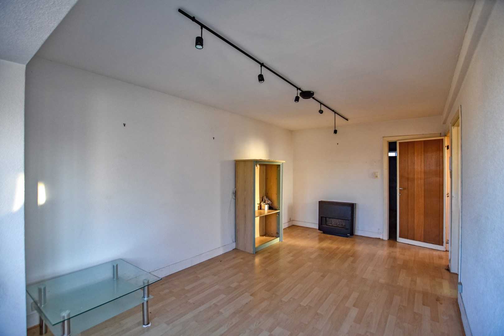 Te renoveren appartementsgebouw op 300m van de zee te Koksijde. - foto 2