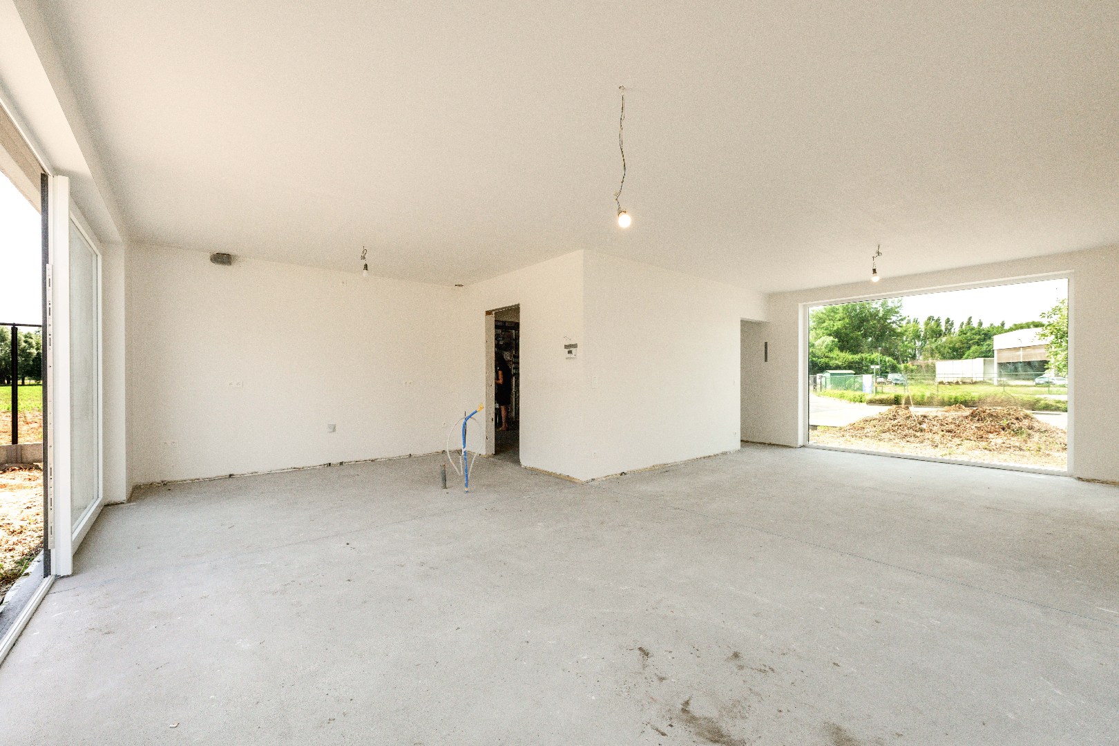 PRACHTIGE MODERNE WONING MET TUIN | GARAGE EN BIJGEBOUW (24 m²) - foto 2