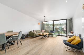 [[ DIT PAND NEEMT DEEL AAN DE ERA OPEN HUIZEN DAG OP 14/3 VAN 9:30 TOT 10:30 ]]Deze recent gerenoveerde woning in Hamme combineert comfort,...