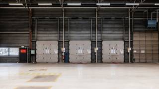 Ruim logistiek vastgoed te huur in Mechelen-Noord, met ca. 8.691 m² magazijn en 3.200 m² kantoorruimte. Strategisch gelegen langs de E19...